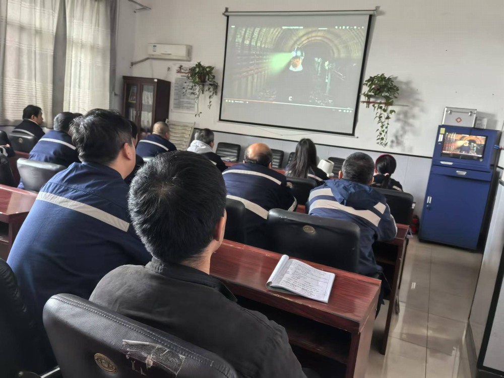 陜煤建設洗選煤運營公司澄合山陽運營項目部：以安全“預警”保“順暢”鑄“防線”