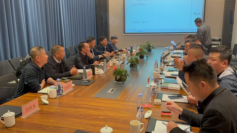 突破難題:陜煤建設(shè)礦建二公司曹家灘煤礦副立井掘進(jìn)爆破技術(shù)方案專家論證會(huì)成功召開(kāi)