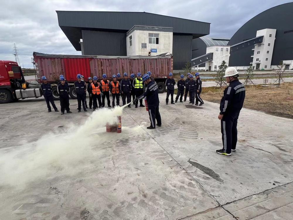 陜煤建設洗選煤運營公司榆陽運營項目部：“響鼓重錘”，全力奏響百日安全最強音