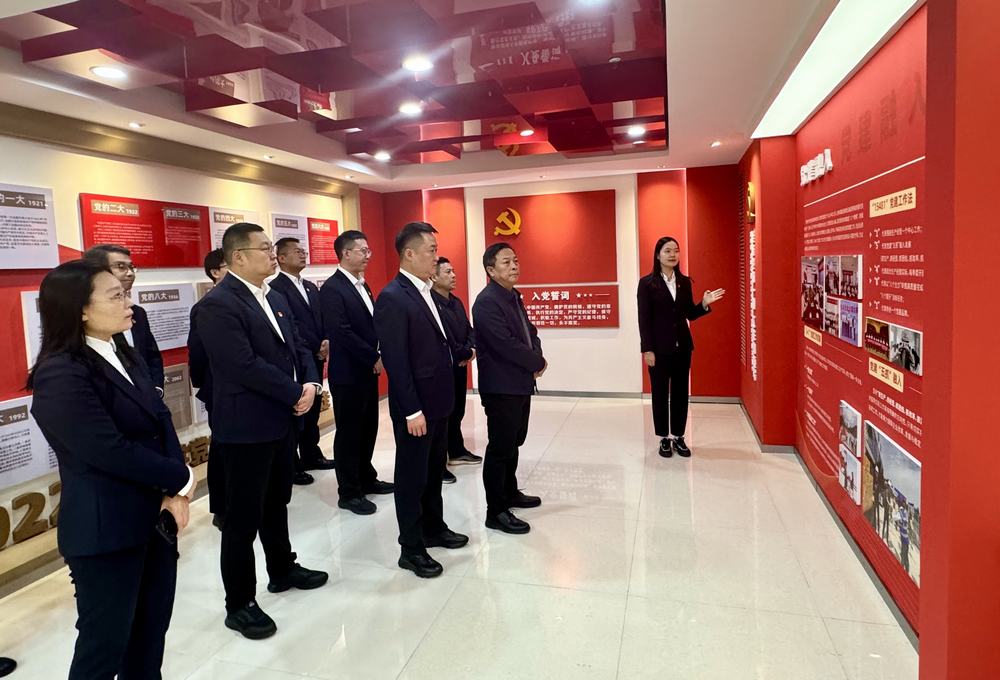 徐五才深入陜煤建設所屬單位調研指導工作