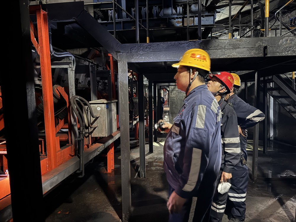 陜煤建設洗選煤運營公司澄合山陽運營項目部：熱血洋溢“戰”五一，堅守崗位顯擔當