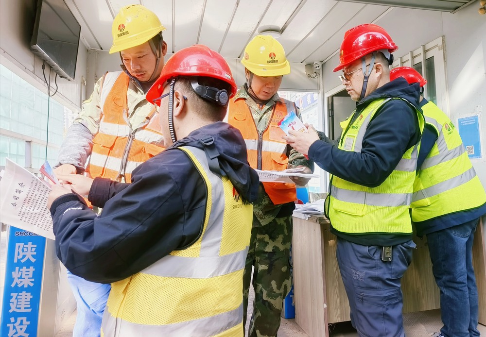 陜煤建設(shè)新龍城直屬項目部:安全“不打烊”,消防“常在線”