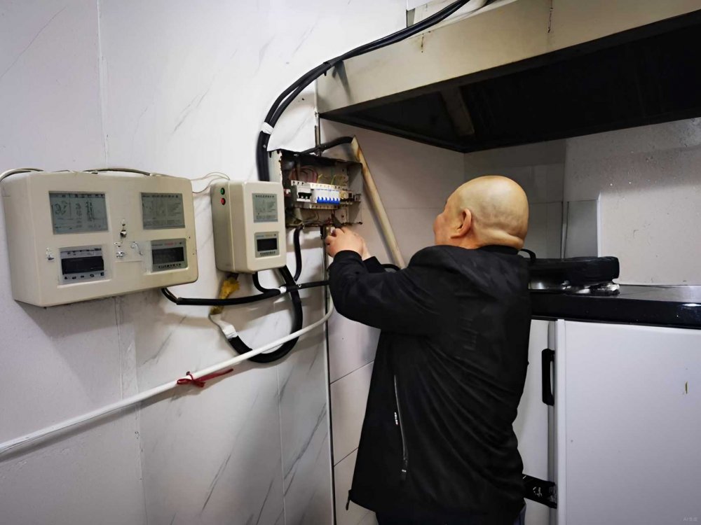 陜煤建設機電安裝公司：錨定“兩堂一舍”核心陣地 織密安全保障網