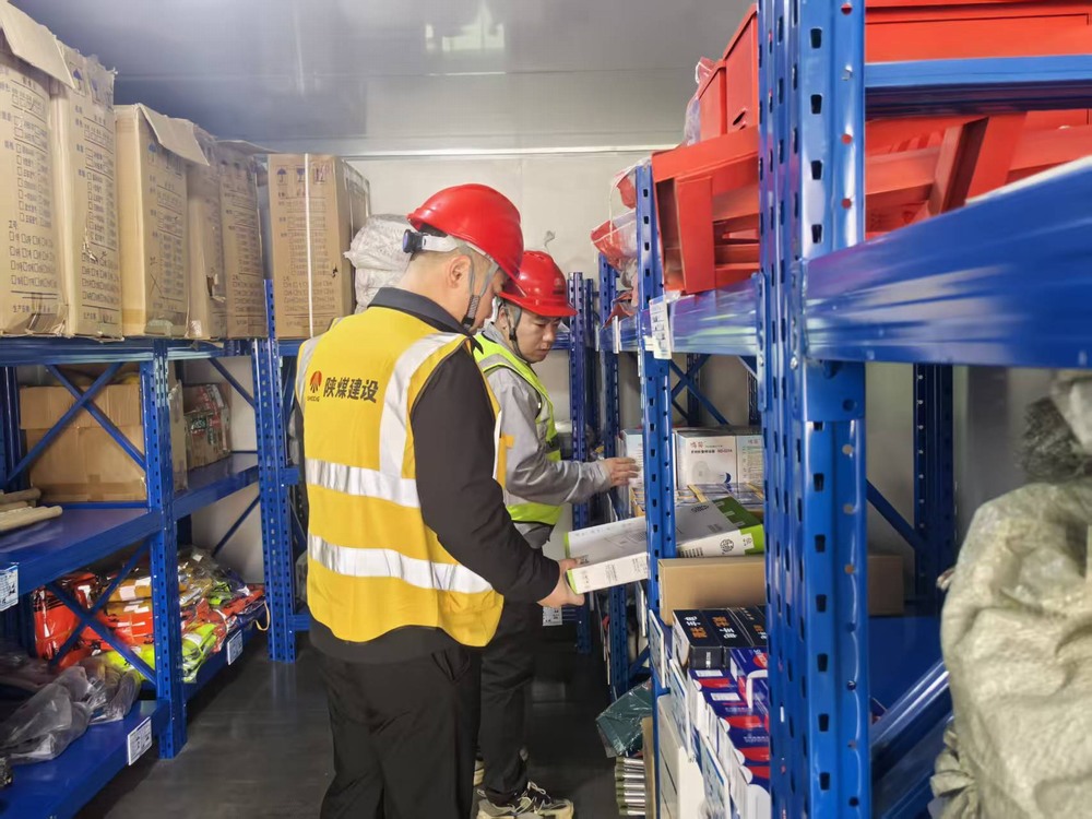 陜煤建設(shè)銅煤公司云谷市集項目部：錨定百日安全目標(biāo)?筑牢冬季施工安全防線