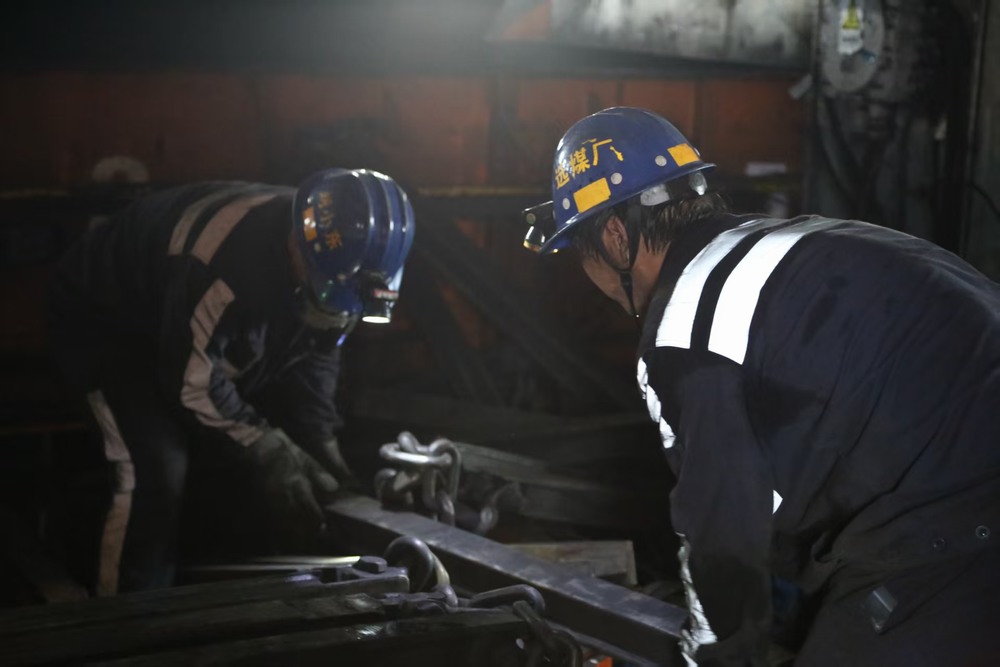 陜煤建設洗選煤運營公司：四九安全“凍不住”   嚴管防線“牢如故”